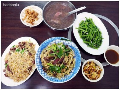 【食】【台南】安平老街必吃美食．阿財牛肉湯、同記安平豆花