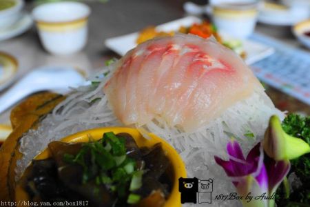 【新竹,尖石】鱘龍魚套餐,古代魚餐廳,新竹峇里森林溫泉渡假村