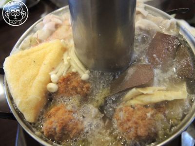 呷飽祙【台北南門市場･成家小館-南門店】一個人吃也不尷尬的迷你酸菜白肉鍋